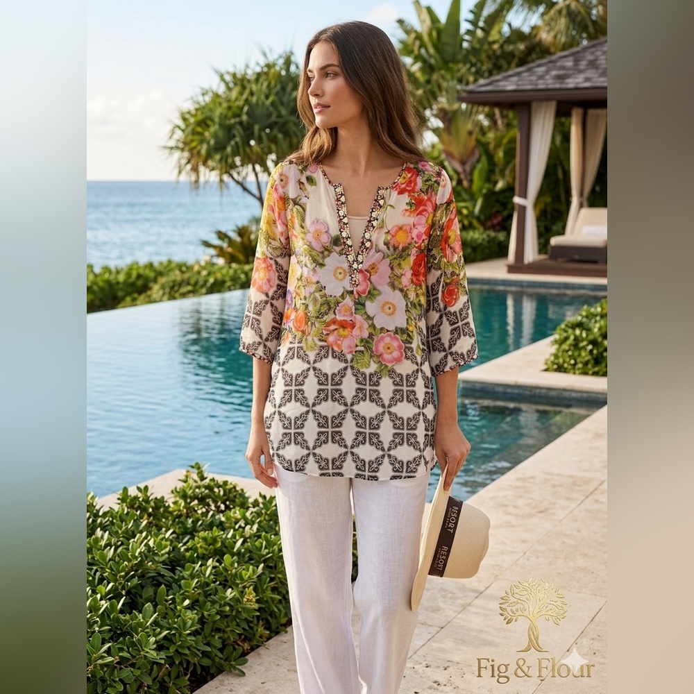 Floral V-Neck Tunic Top - White/Pink Floral